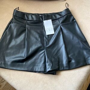 NWT faux leather shorts by Zara. Size XL